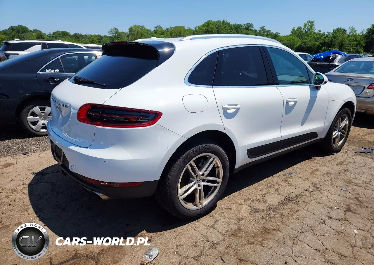 2016 Porsche Macan S VIN:WP1AB2A50GLB45339 - 3