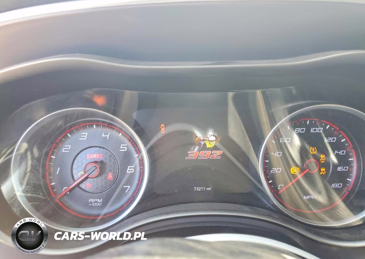 2020 Dodge Charger Scat Pack VIN:2C3CDXGJ8LH182320 - 9