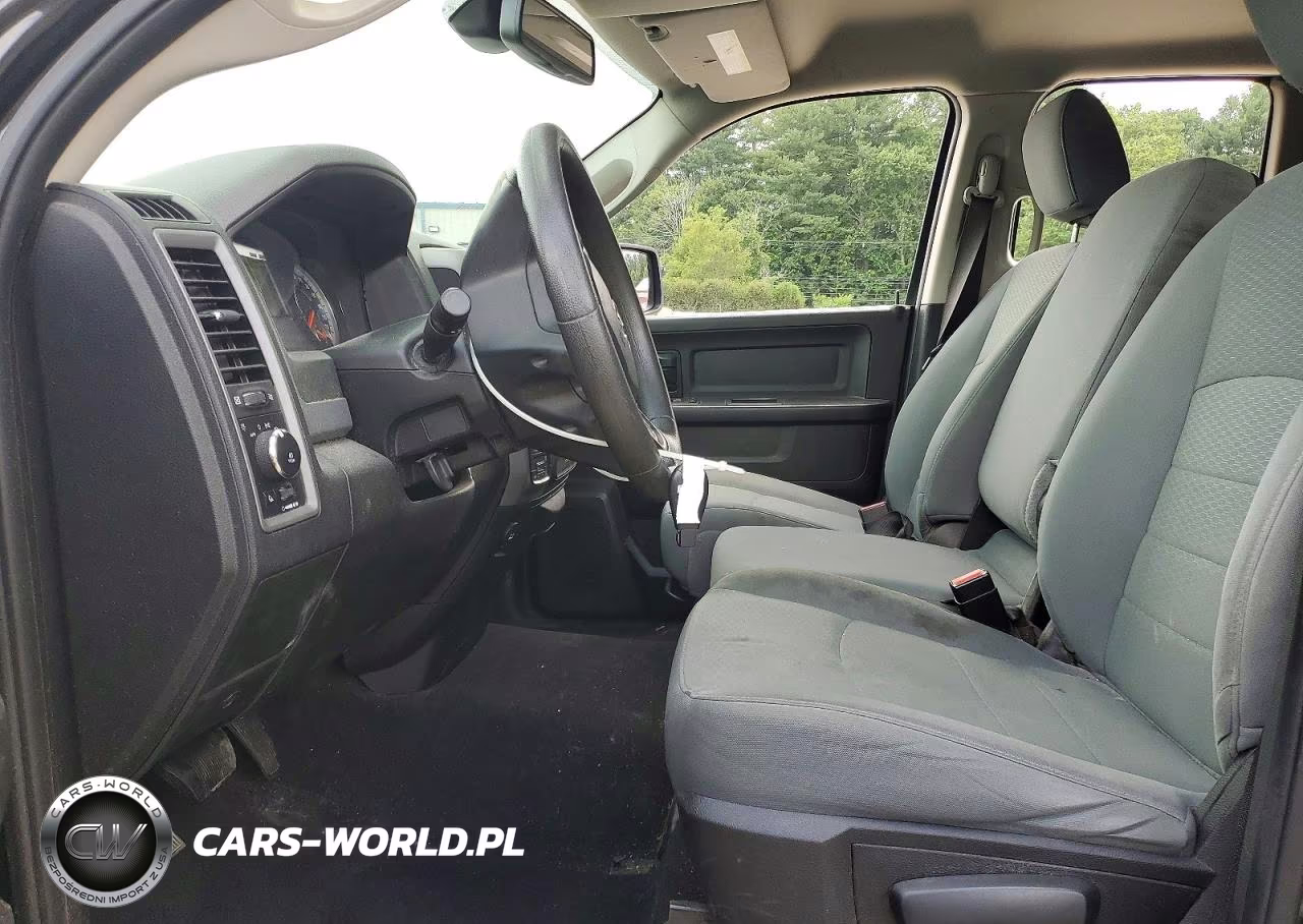 2019 Ram 1500 Classic Tradesman VIN:1C6RR7FGXKS544868 - 7
