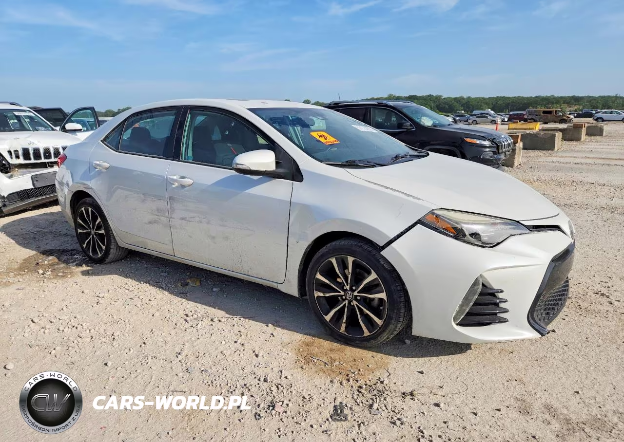 2017 Toyota Corolla Se VIN:5YFBURHE9HP702188 - 4