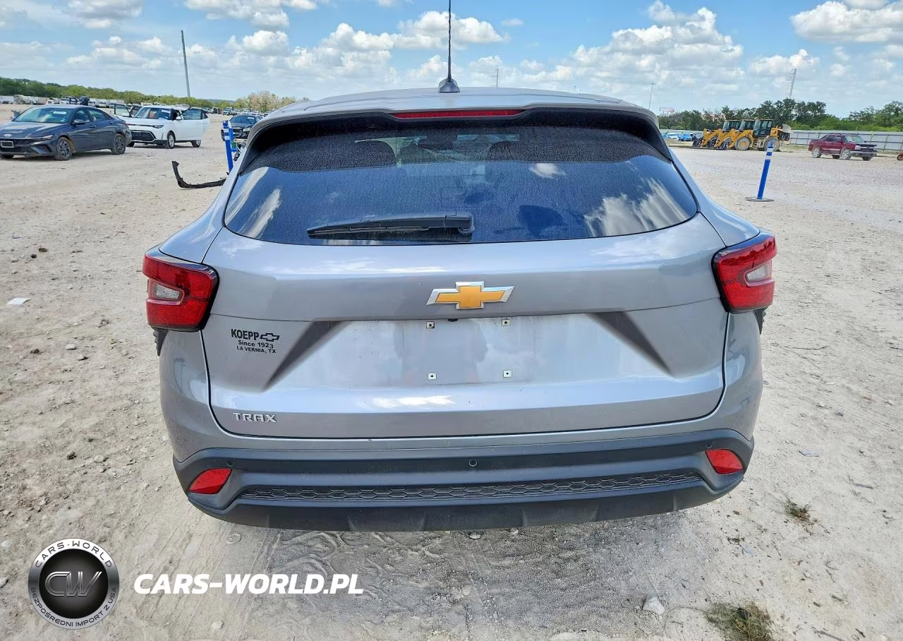2026 Chevrolet Trax Ls VIN:KL77LFEP3TC067044 - 6