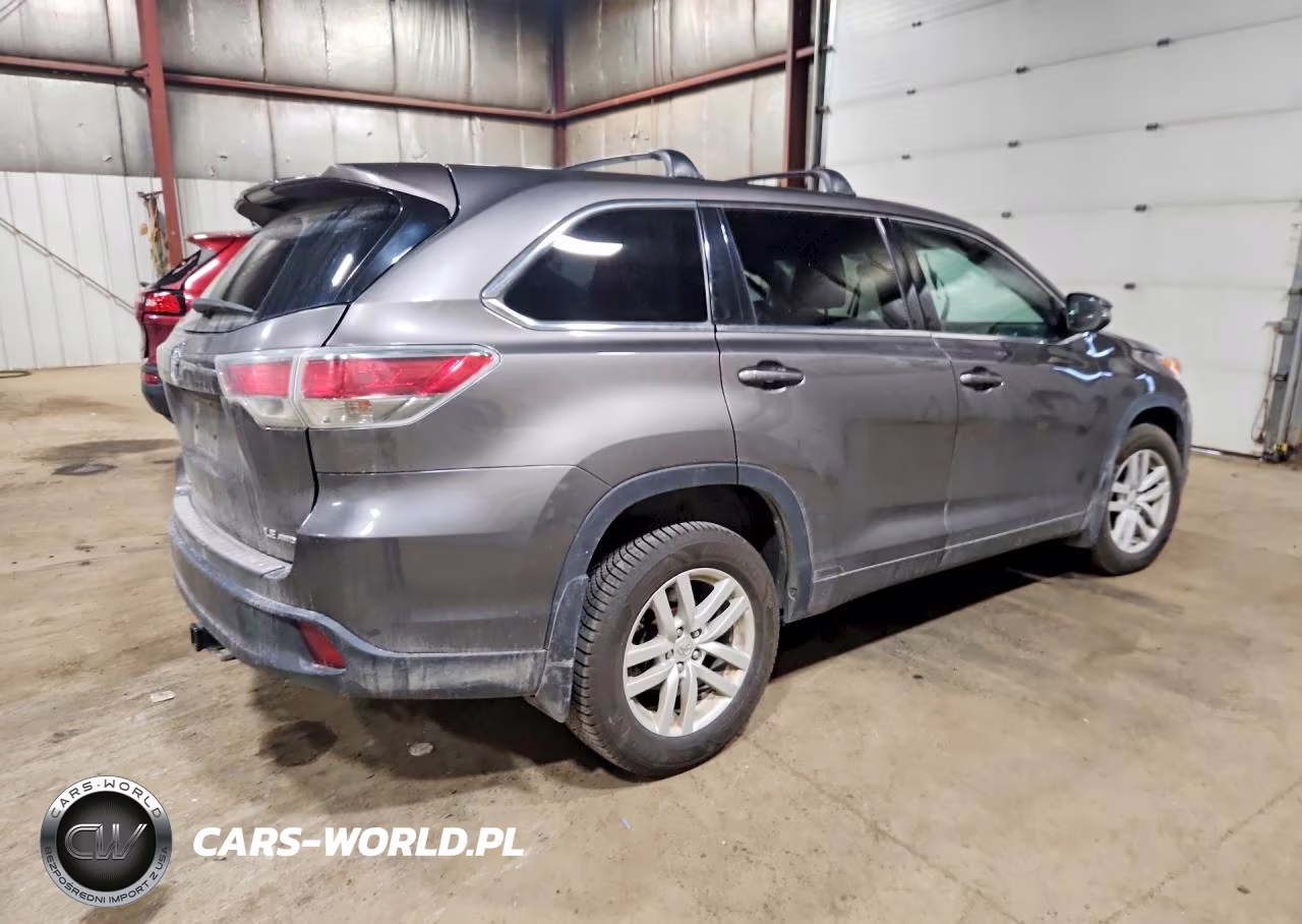2014 Toyota Highlander Le VIN:5TDBKRFH5ES020155 - 3