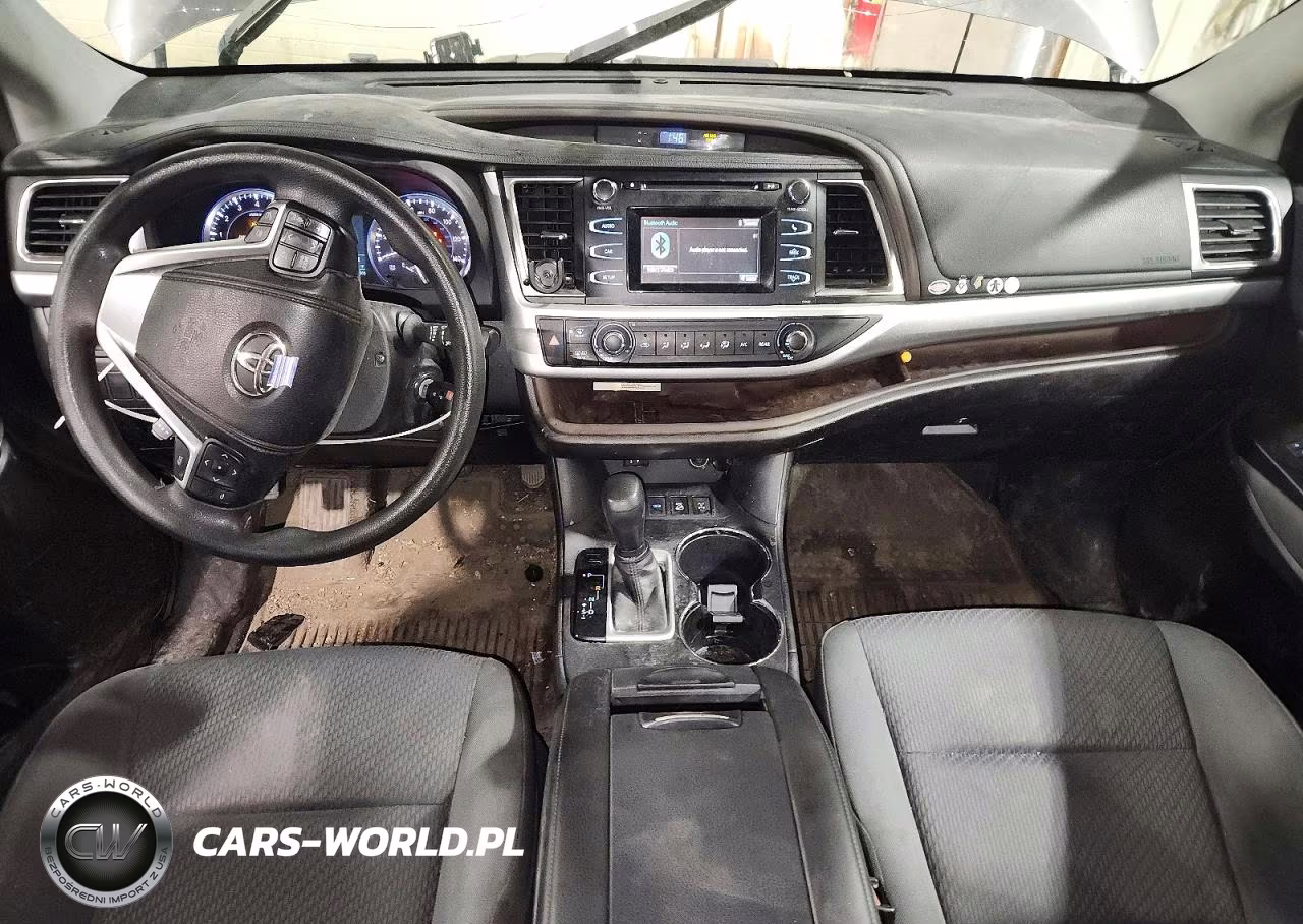 2014 Toyota Highlander Le VIN:5TDBKRFH5ES020155 - 8