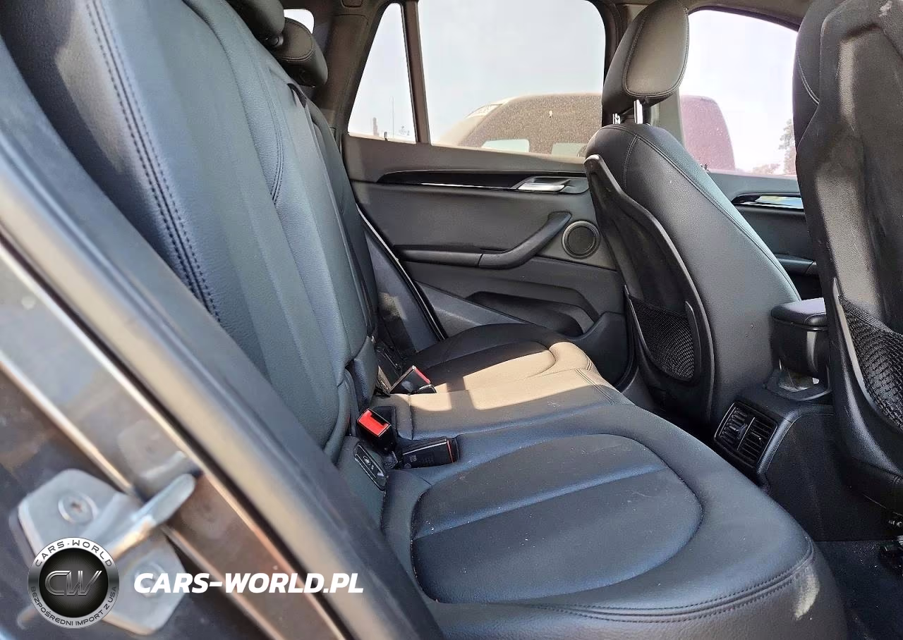 2017 BMW X1 xDrive28I VIN:WBXHT3C36H5F77590 - 11