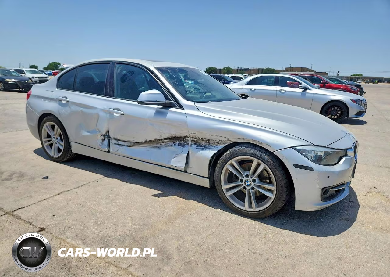 2016 BMW 320 I VIN:WBA8E1G56GNT99681 - 4