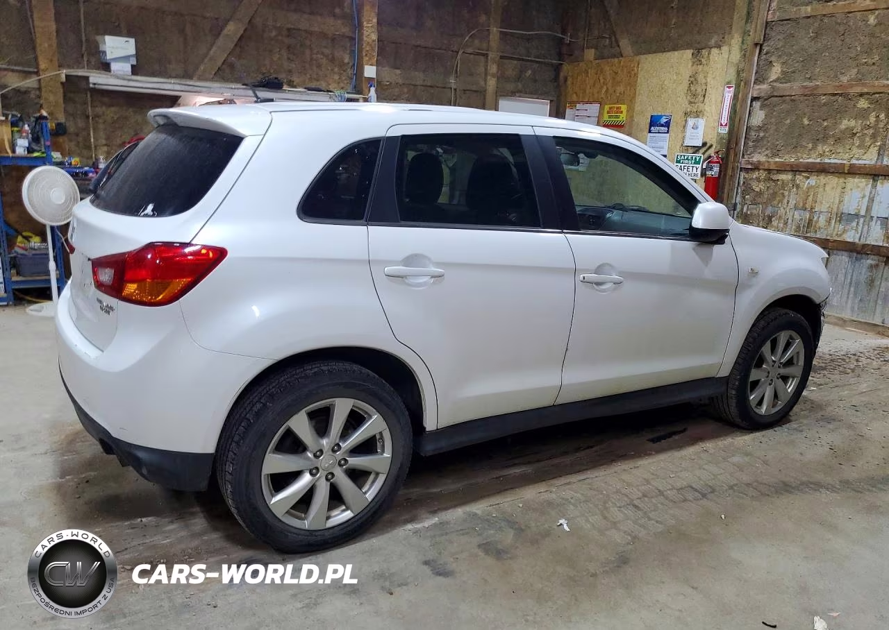2014 Mitsubishi Outlander Sport Se VIN:4A4AR4AU3EE015629 - 3
