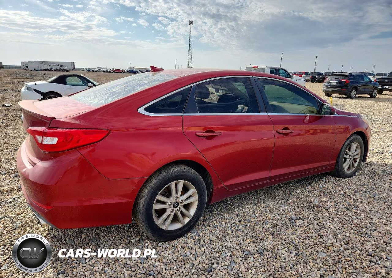 2015 Hyundai Sonata VIN:5NPE24AF1FH123067 - 3