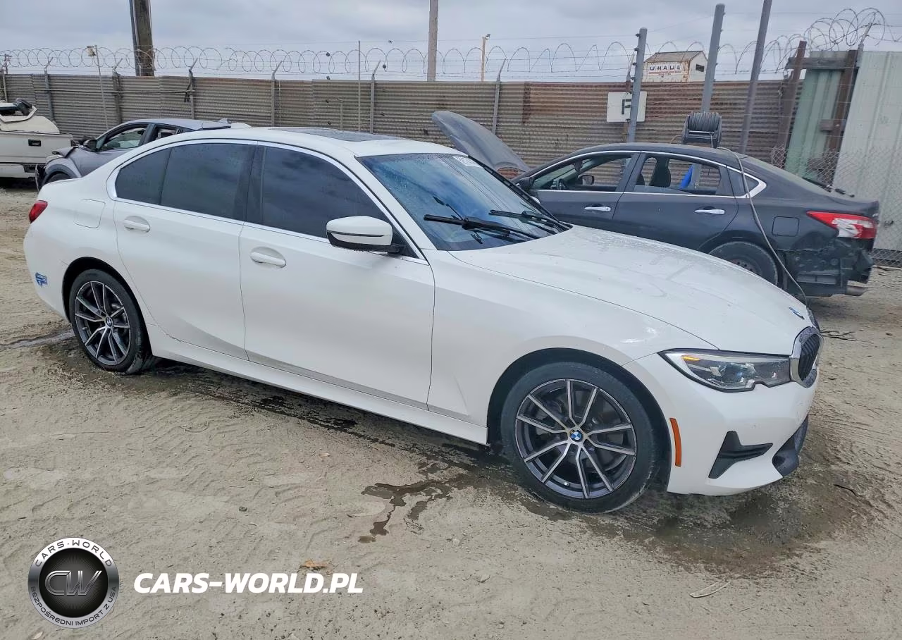 2021 BMW 330E VIN:3MW5P7J06M8B98245 - 4