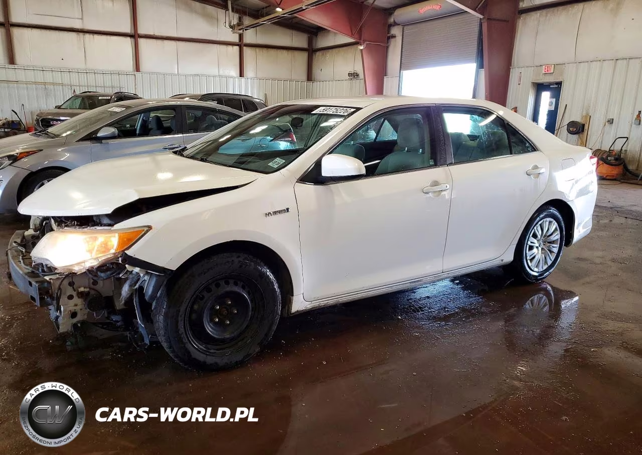 2013 Toyota Camry Hybrid Le
