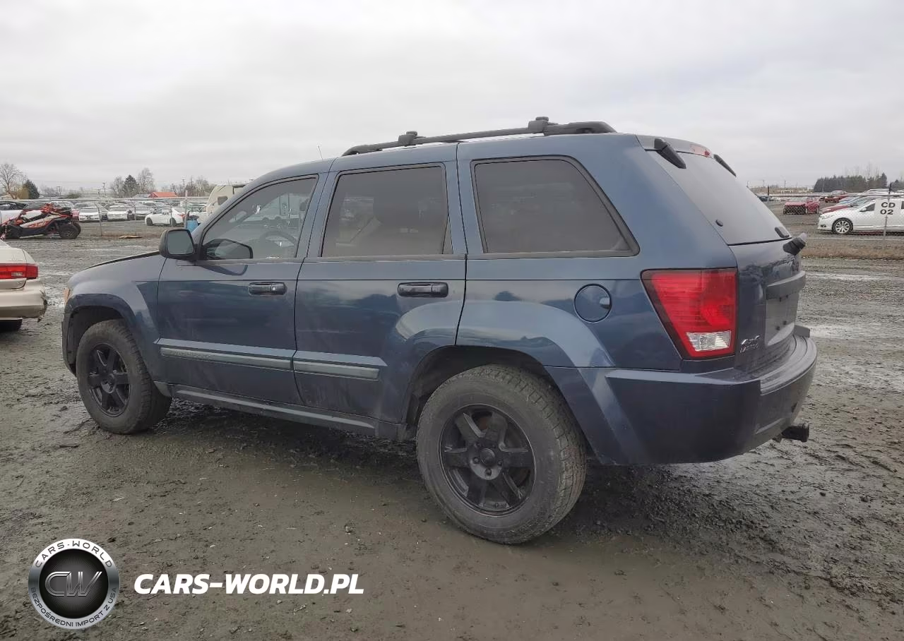 2008 Jeep Grand Cherokee Laredo VIN:1J8GR48KX8C241925 - 3