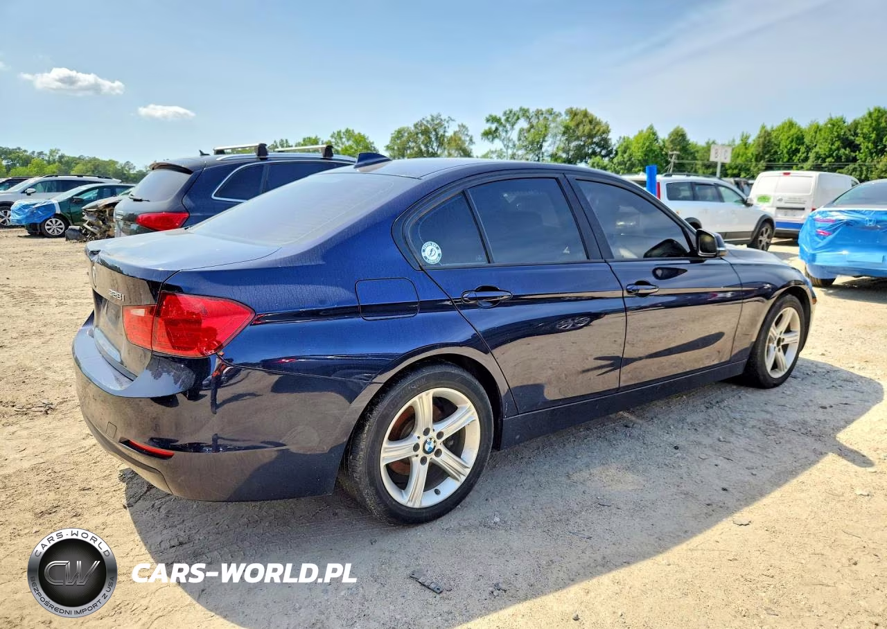 2013 BMW 328 Xi VIN:WBA3B3C58DJ811834 - 3