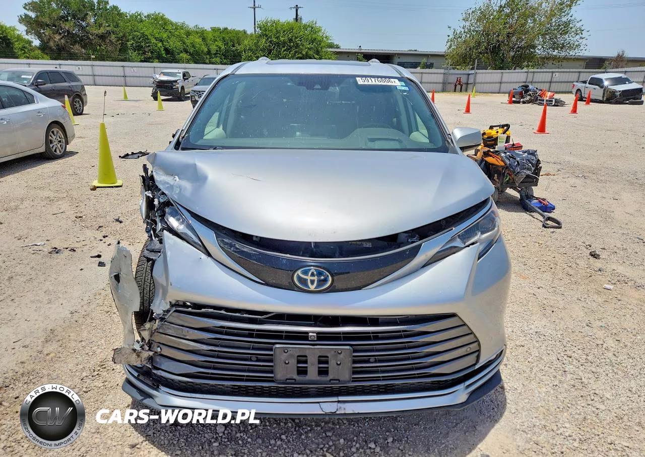 2021 Toyota Sienna Platinum 7-Passenger VIN:5TDESKFC0MS037596 - 5