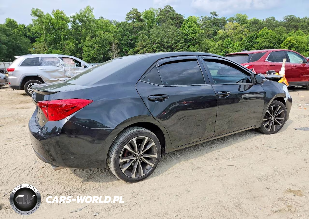 2019 Toyota Corolla Se VIN:2T1BURHE1KC230642 - 3