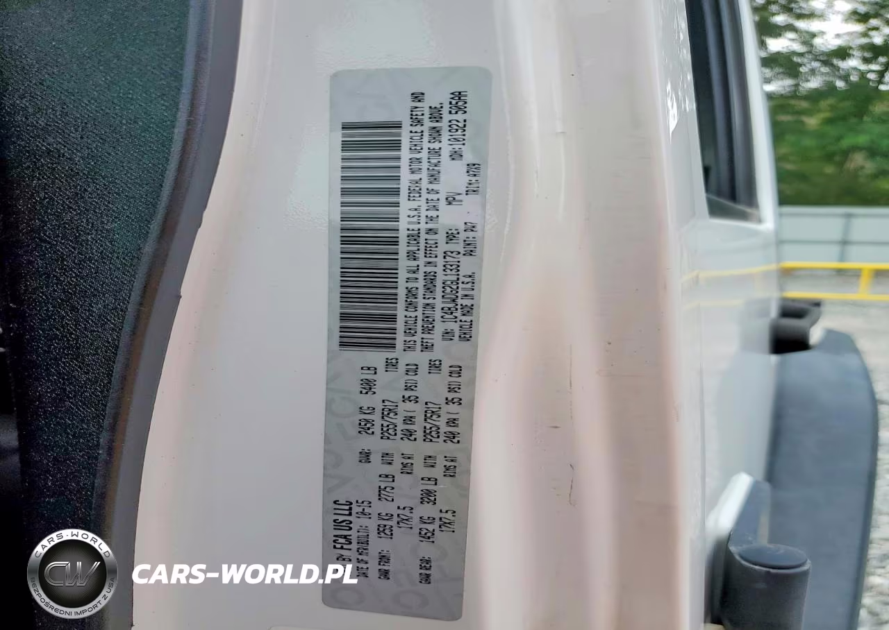 2016 Jeep Wrangler Unlimited Sport VIN:1C4BJWDG2GL133173 - 13