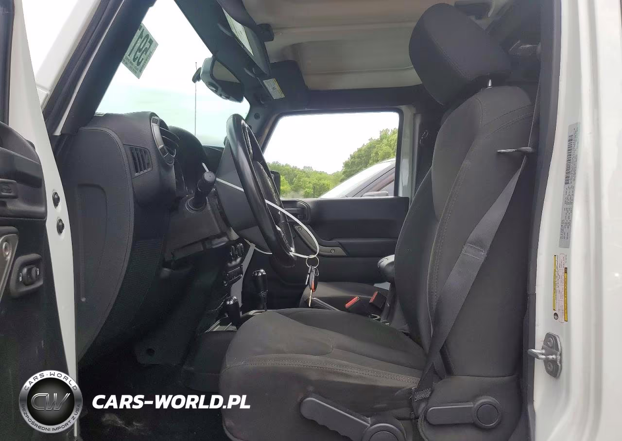 2016 Jeep Wrangler Unlimited Sport VIN:1C4BJWDG2GL133173 - 7