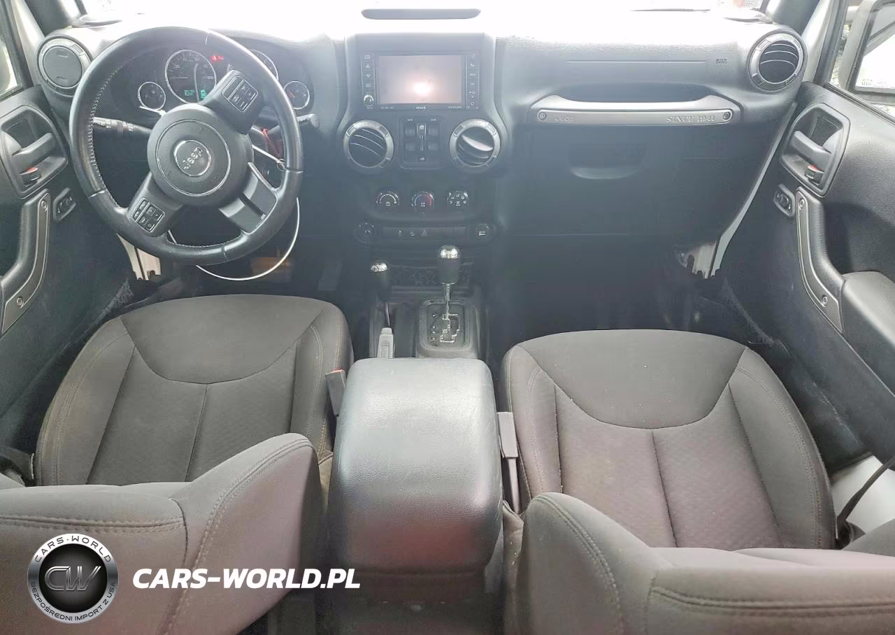 2016 Jeep Wrangler Unlimited Sport VIN:1C4BJWDG2GL133173 - 8