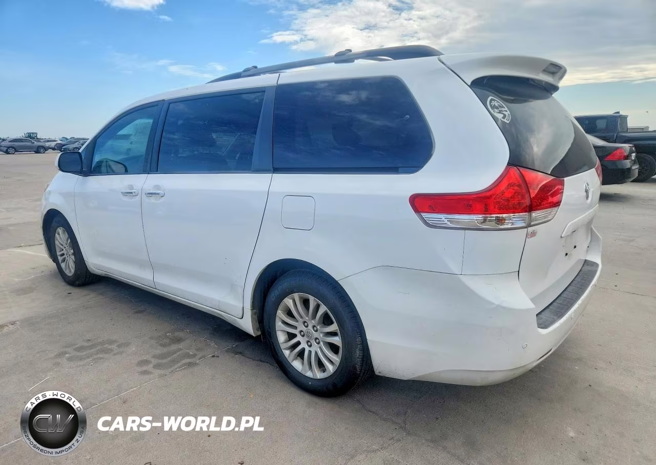 2012 Toyota Sienna Xle 8-Passenger VIN:5TDYK3DCXCS208424 - 2