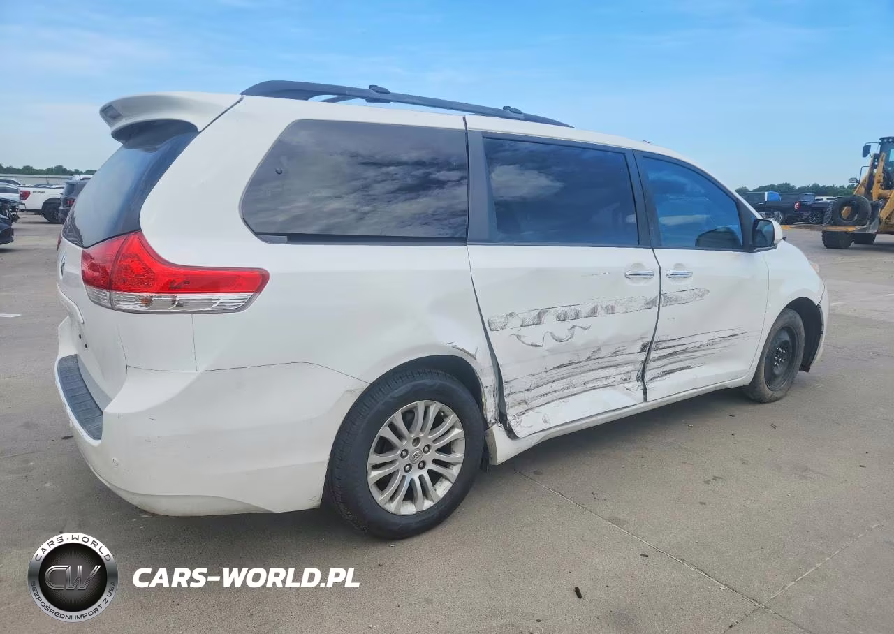 2012 Toyota Sienna Xle 8-Passenger VIN:5TDYK3DCXCS208424 - 3