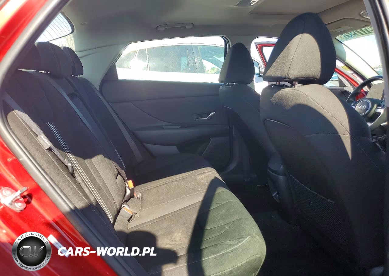 2025 Hyundai Elantra Sel VIN:KMHLS4DG9SU888082 - 10