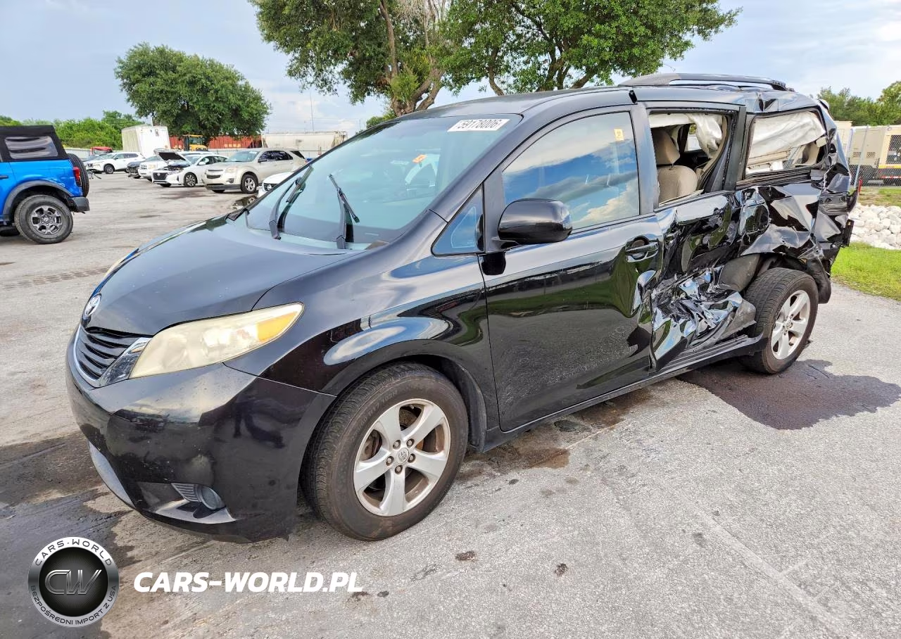 2014 Toyota Sienna Le