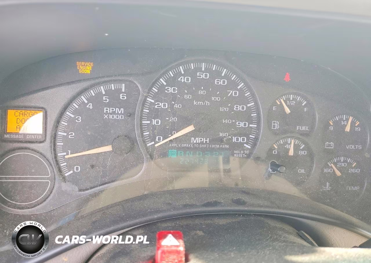 2002 Chevrolet Suburban K1500 VIN:1GNFK16ZX2J124703 - 8