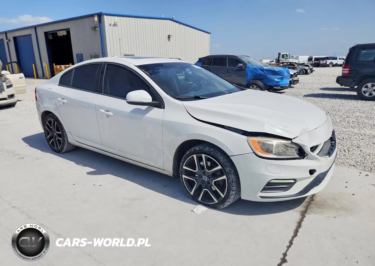 2018 Volvo S60 Dynamic VIN:YV126MFL6J2455869 - 4