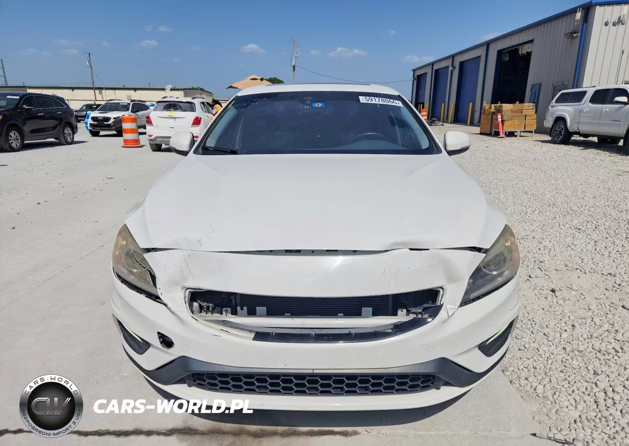 2018 Volvo S60 Dynamic VIN:YV126MFL6J2455869 - 5