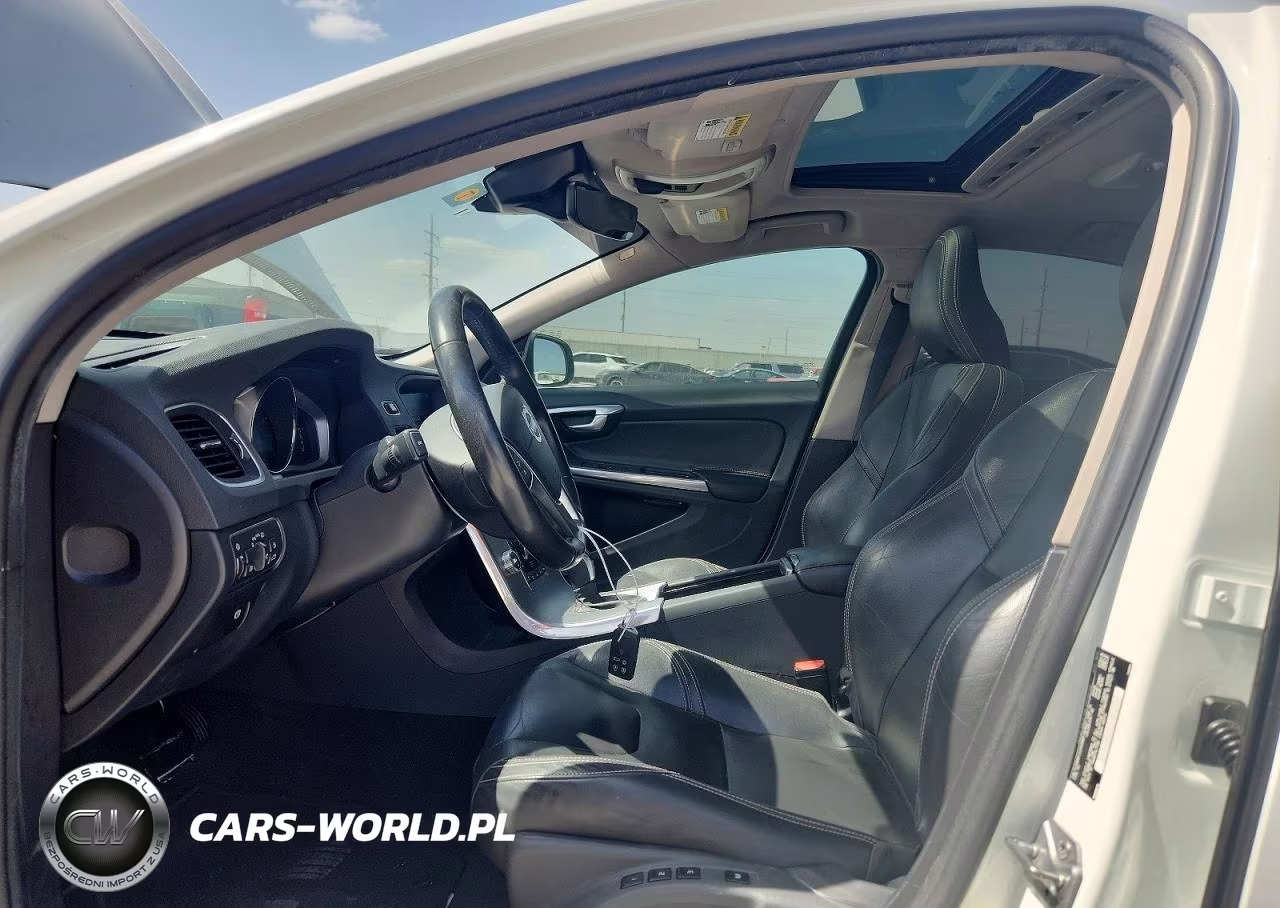 2018 Volvo S60 Dynamic VIN:YV126MFL6J2455869 - 7