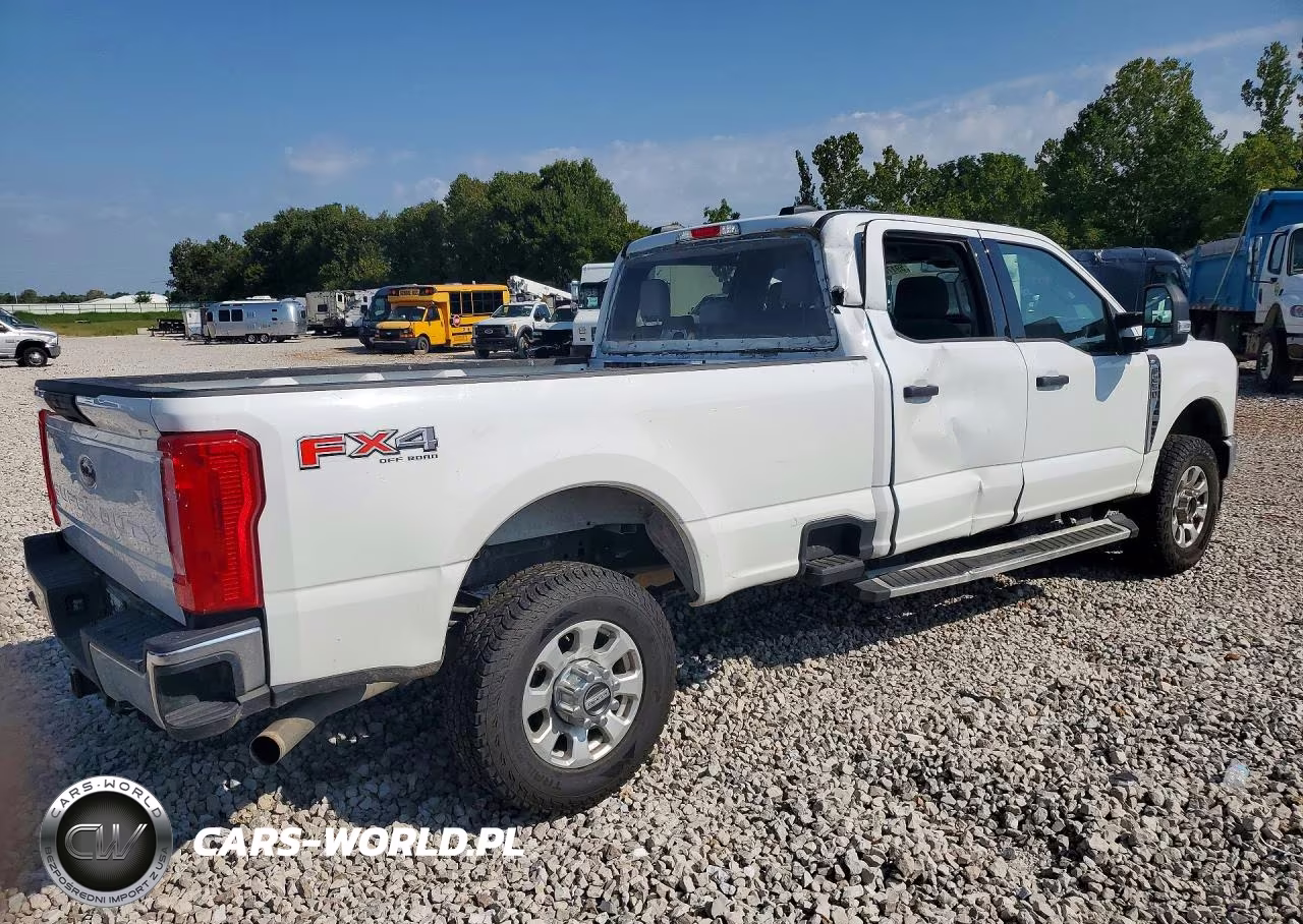 2024 Ford F250 Super Duty VIN:1FT7W2BN7REC50689 - 3