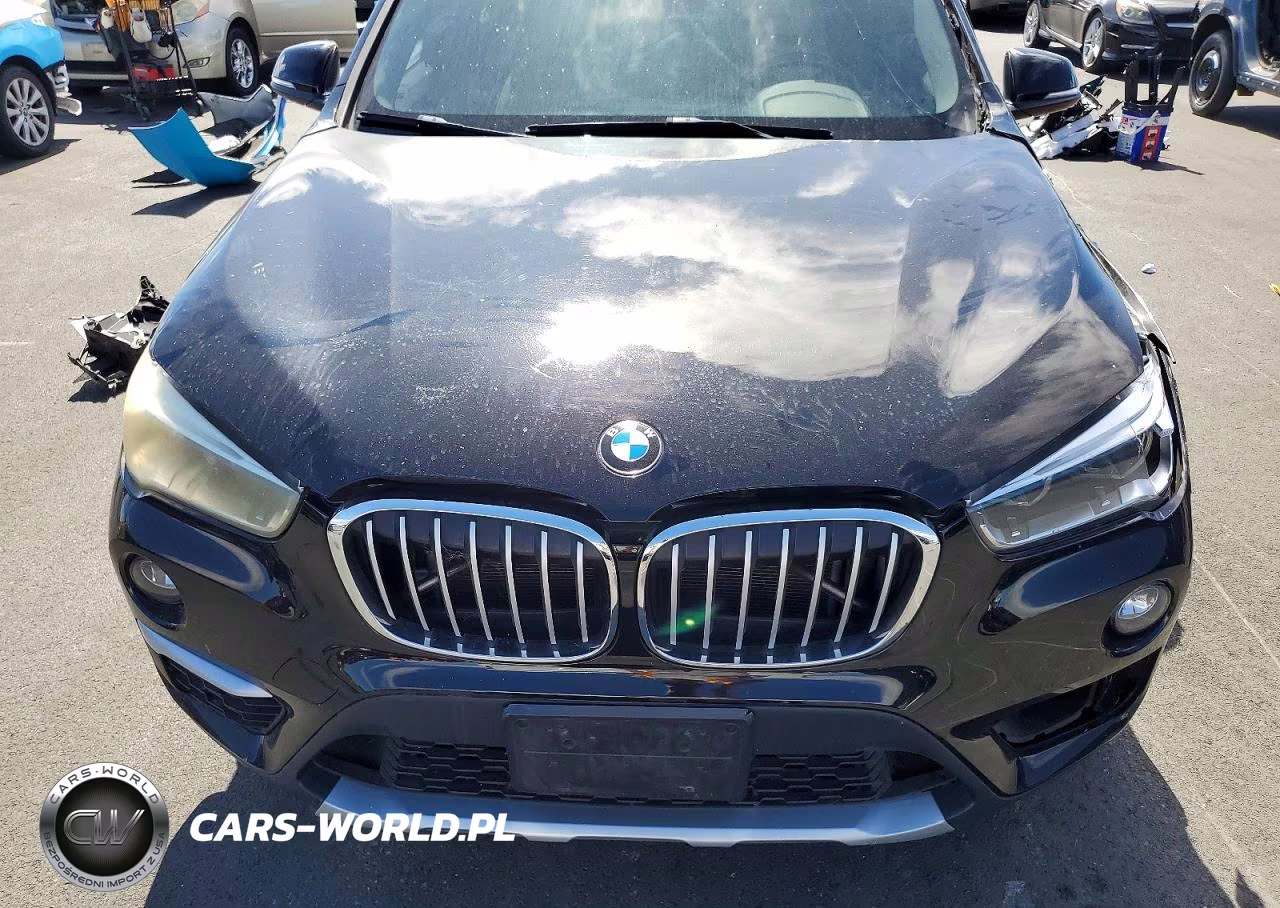 2018 BMW X1 xDrive28I VIN:WBXHT3C36J5K20462 - 12