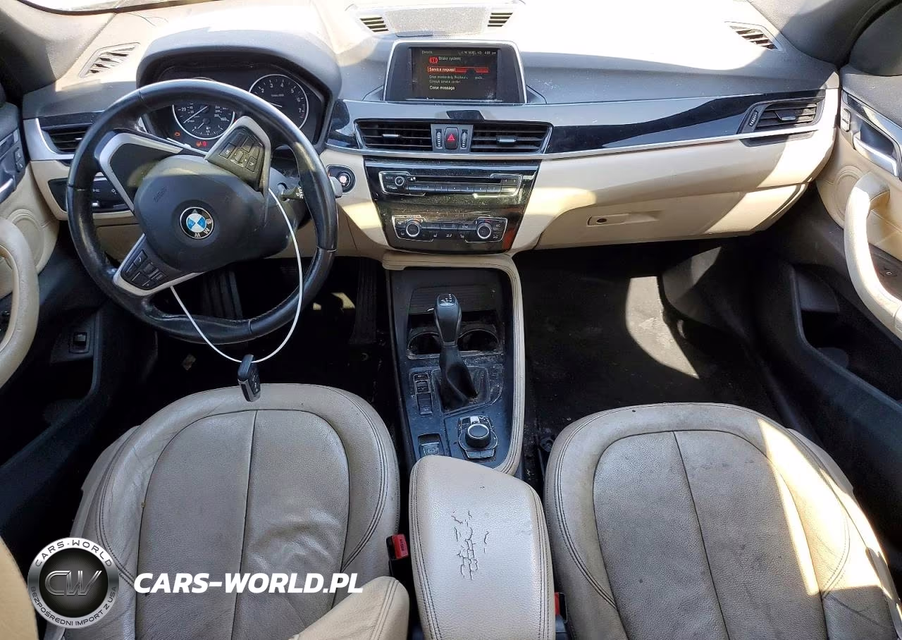 2018 BMW X1 xDrive28I VIN:WBXHT3C36J5K20462 - 8