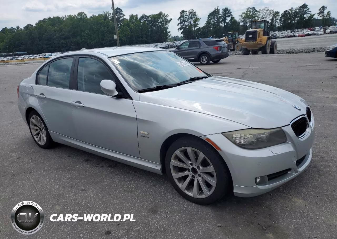 2011 BMW 328 Xi VIN:WBAPK7C51BA771795 - 4