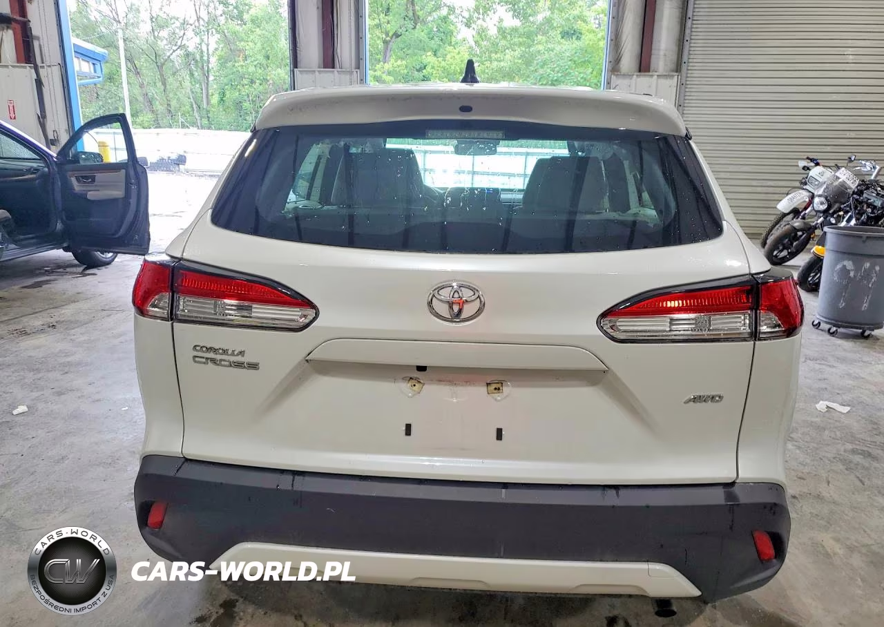 2024 Toyota Corolla Cross L VIN:7MUAAABG8RV099331 - 6