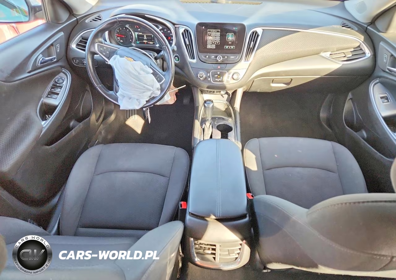 2018 Chevrolet Malibu Lt VIN:1G1ZD5ST2JF288627 - 8