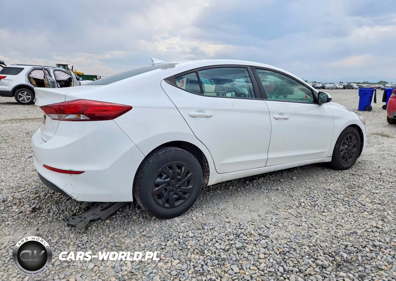 2017 Hyundai Elantra Se VIN:5NPD74LF7HH182816 - 3