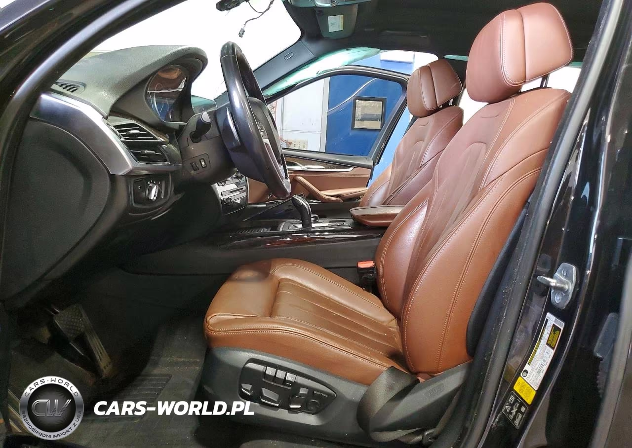 2018 BMW X5 xDrive35I VIN:5UXKR0C56J0X98221 - 7
