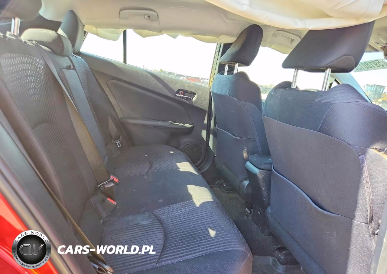 2018 Toyota Prius Two VIN:JTDKBRFU8J3590059 - 10