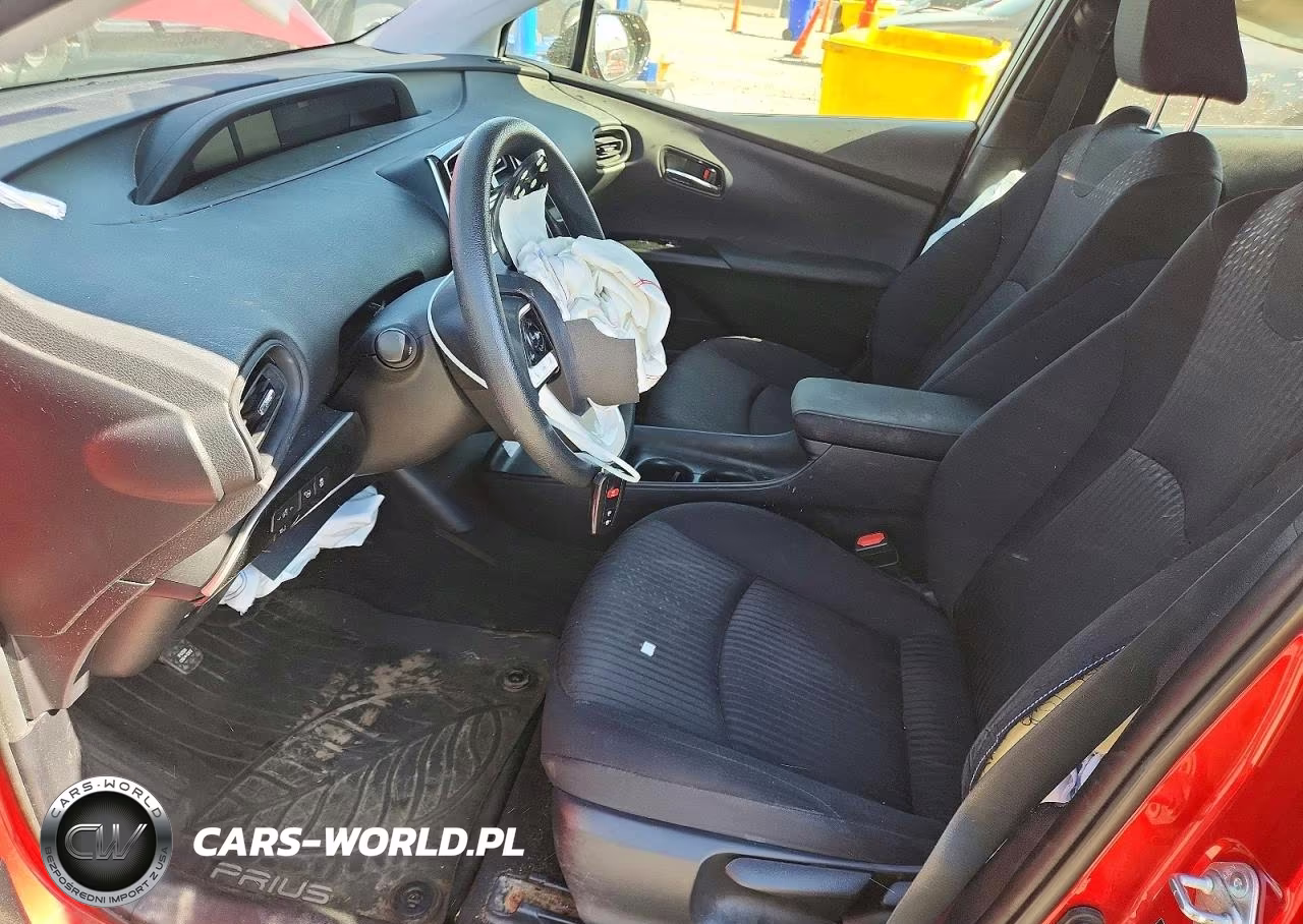 2018 Toyota Prius Two VIN:JTDKBRFU8J3590059 - 7