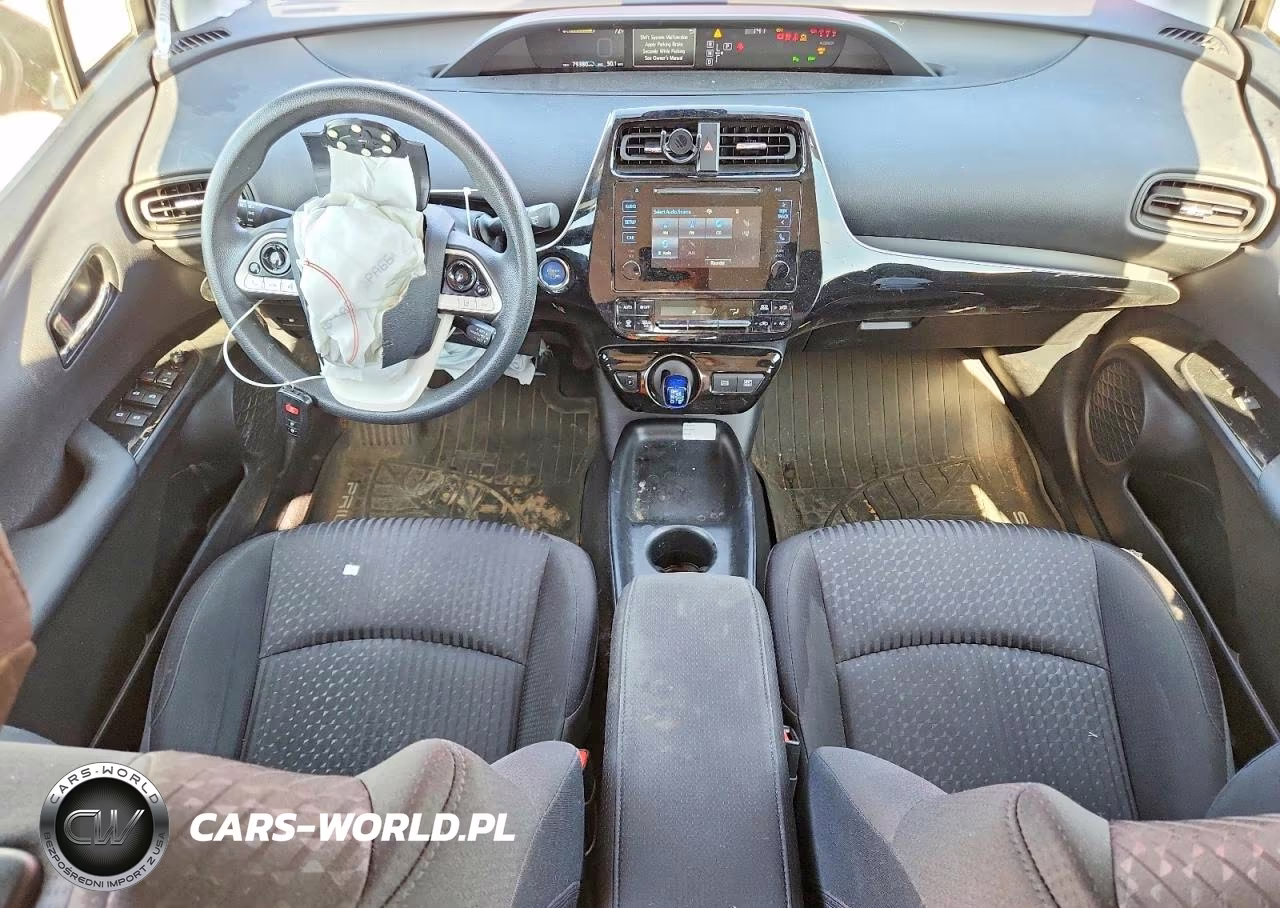2018 Toyota Prius Two VIN:JTDKBRFU8J3590059 - 8