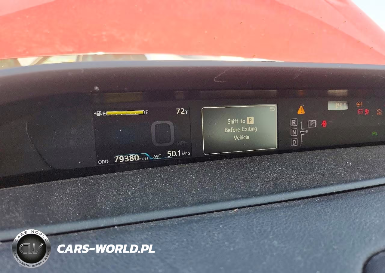 2018 Toyota Prius Two VIN:JTDKBRFU8J3590059 - 9