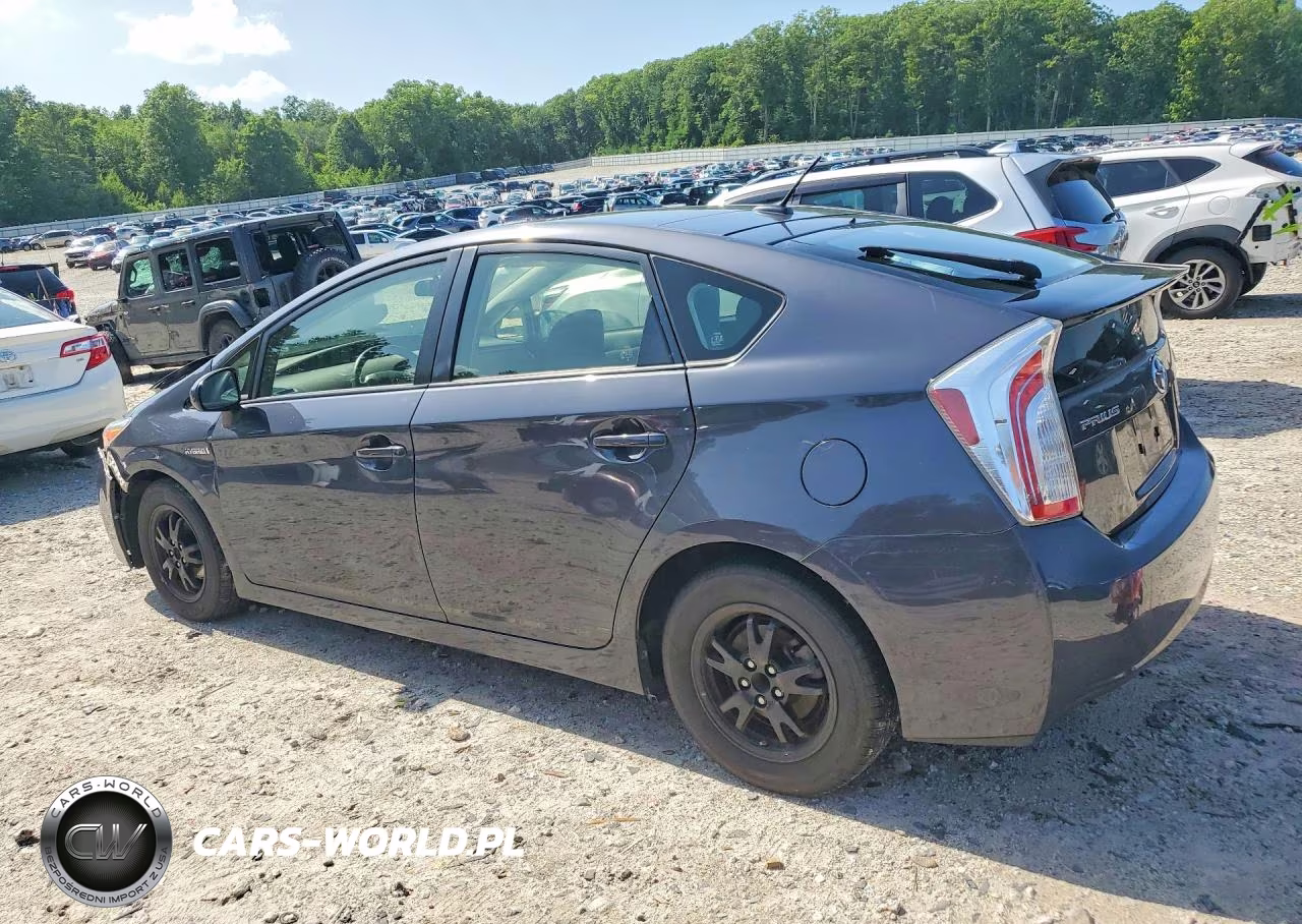 2015 Toyota Prius Three VIN:JTDKN3DU8F1863706 - 2