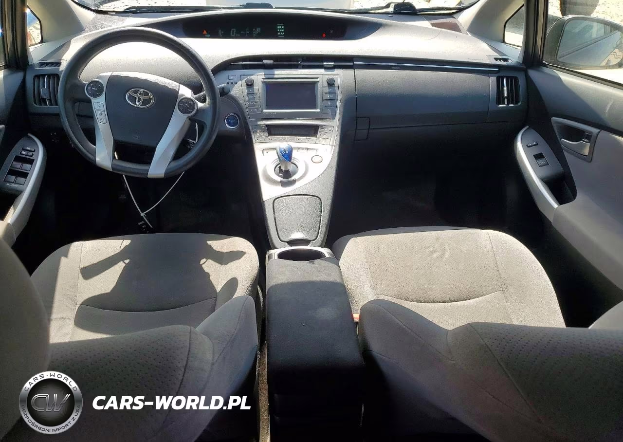 2015 Toyota Prius Three VIN:JTDKN3DU8F1863706 - 8