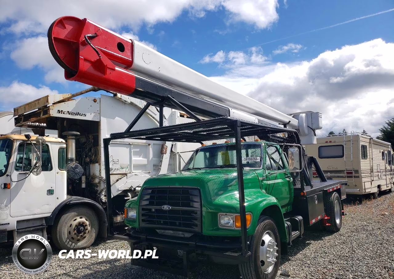 1999 Ford F800 VIN:3FENF8012XMA20924 - 2