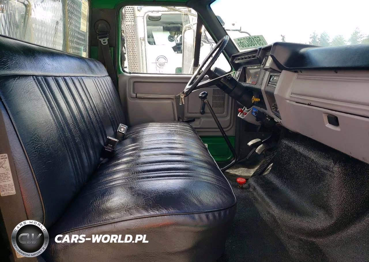 1999 Ford F800 VIN:3FENF8012XMA20924 - 5