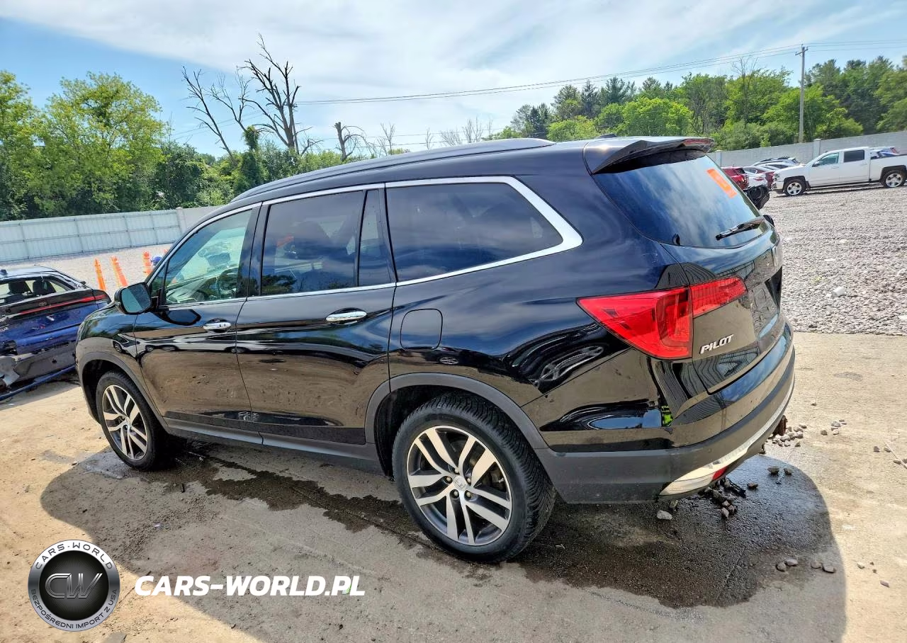 2017 Honda Pilot Touring VIN:5FNYF6H93HB058432 - 2