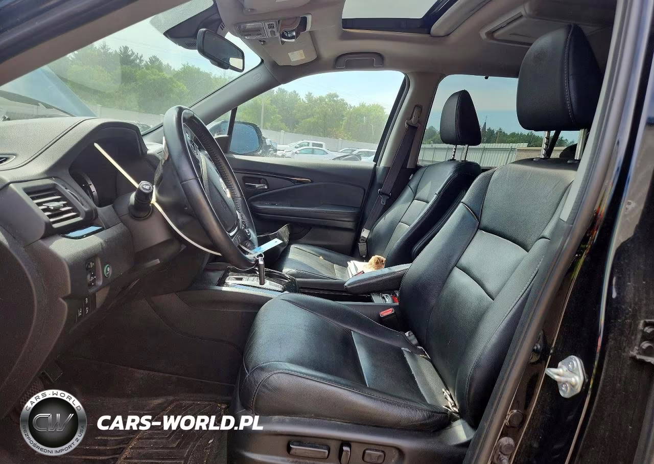 2017 Honda Pilot Touring VIN:5FNYF6H93HB058432 - 7