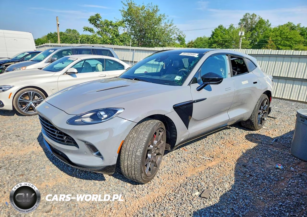 2021 Aston Martin Dbx – zdjęcie 1 z 13