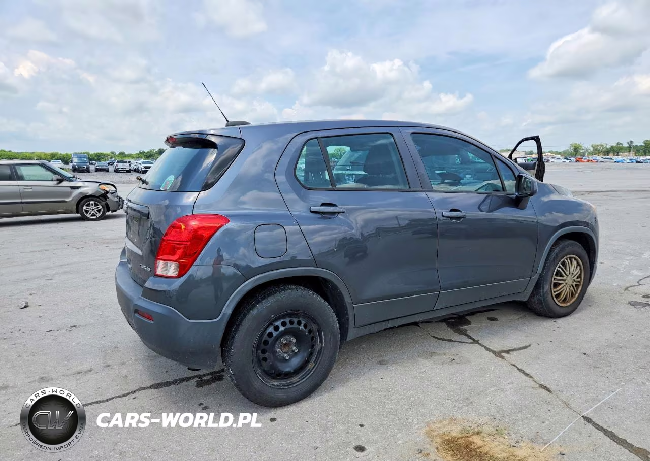 2016 Chevrolet Trax Ls VIN:3GNCJKSB1GL143886 - 3