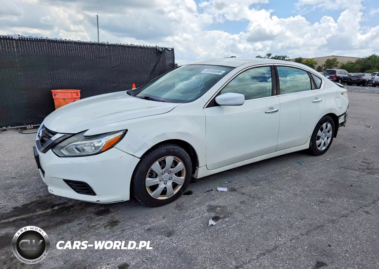 2016 Nissan Altima 2.5 S – zdjęcie 1 z 12