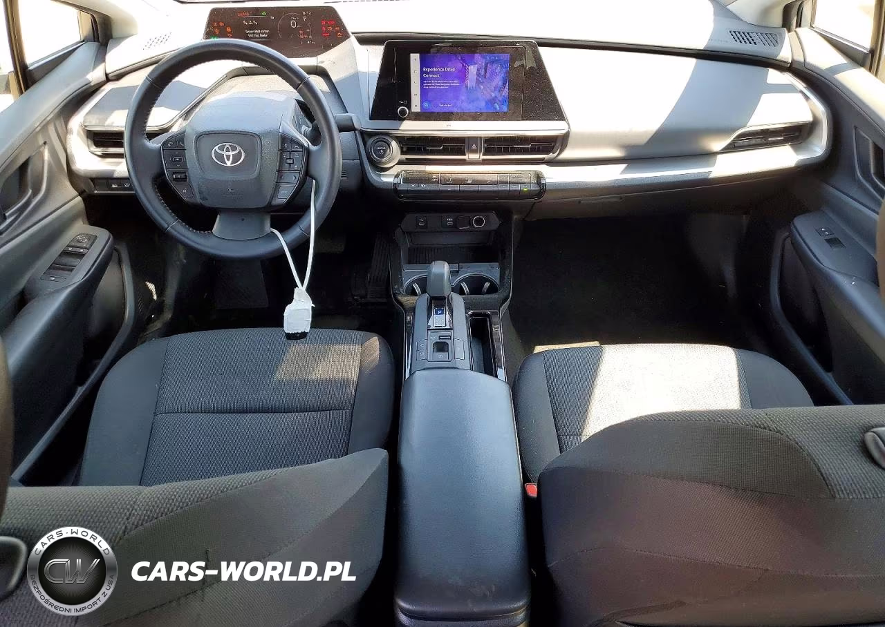 2024 Toyota Prius Le VIN:JTDACAAUXR3026376 - 8